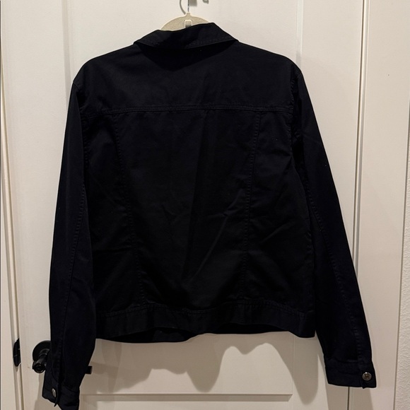 Harold’s Ladies Black Jacket.  XL.  Black.  Cotton. Button Front. - Picture 5 of 6